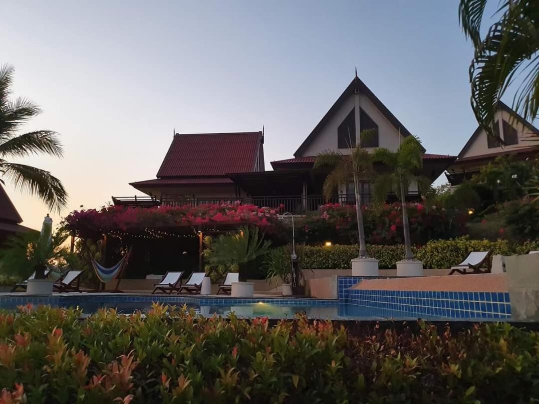 Baan Kantiang See Villas - Sha Extra Plus Koh Lanta Exterior photo